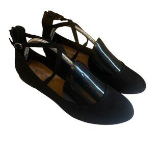 SUEDE ANKLE STRAP FLATS